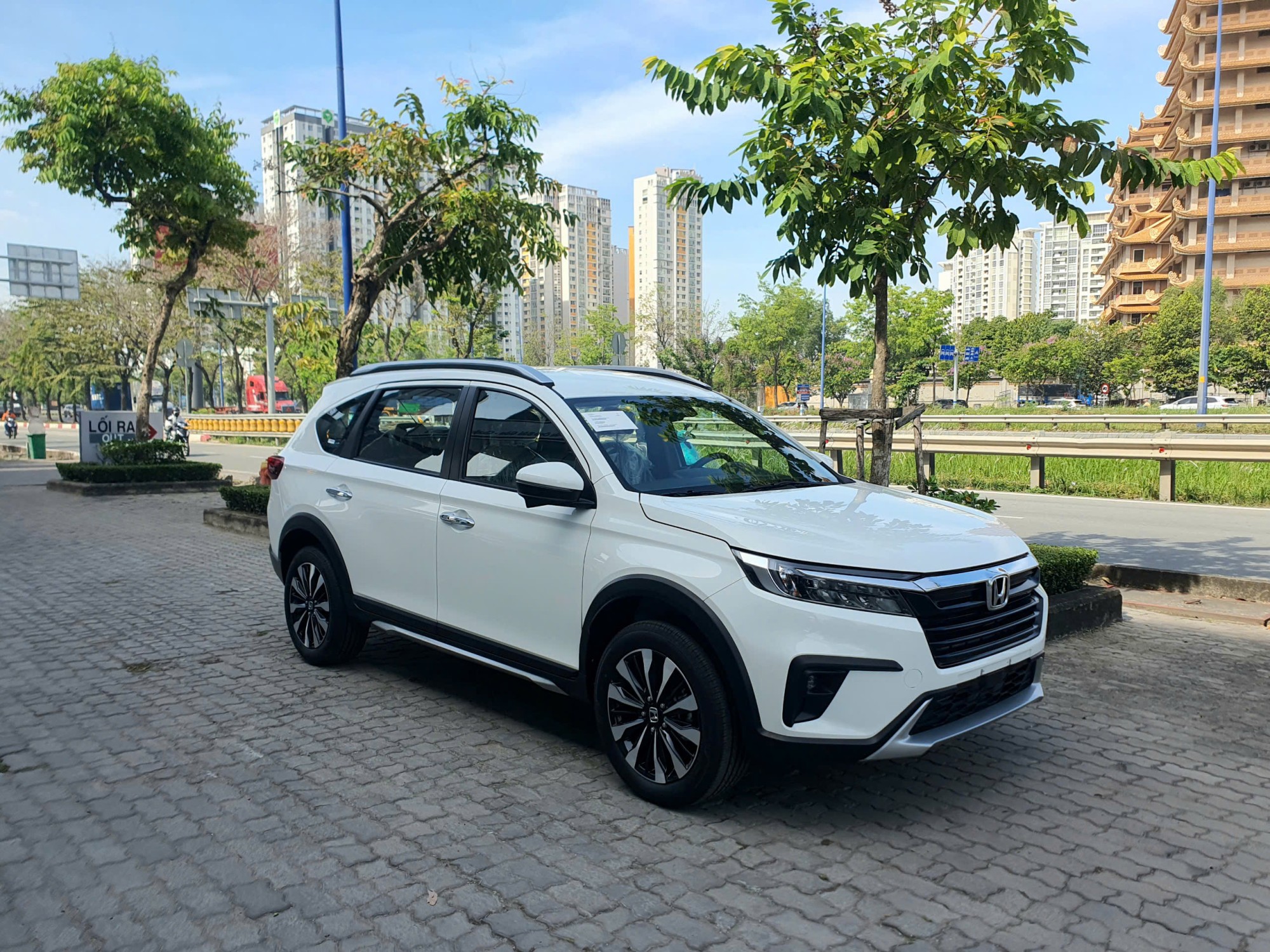 XẢ KHO HONDA BRV - Giảm 